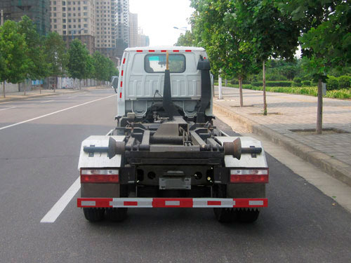 宇通牌YTZ5060ZXX20D5车厢可卸式垃圾车公告图片