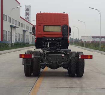CDW1250A1T5 王310马力前四后四(小三轴)柴油载货汽车底盘图片