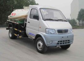 清洗吸污车