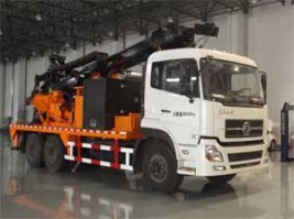 钻机车
