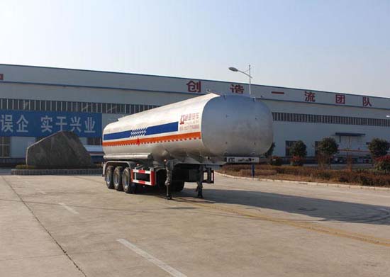 通亚达11米30.9吨3轴易燃液体罐式运输半挂车(CTY9405GRY)