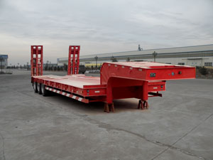 蒙驼凯力达一13米31.9吨3轴低平板半挂车(KLD9408TDP)