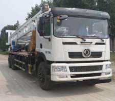 钻机车
