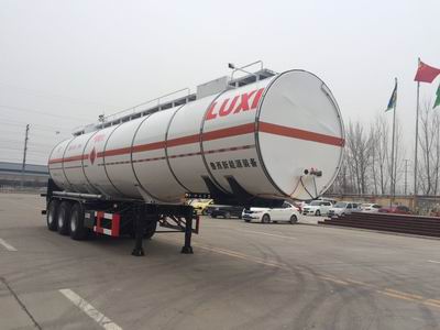 鲁西12.1米30.3吨3轴易燃液体罐式运输半挂车(LXZ9403GRY)