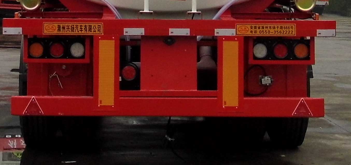 兴扬XYZ9350GRY易燃液体罐式运输半挂车公告图片
