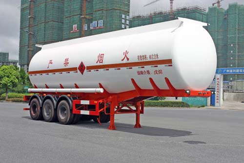 宏宙11.8米30吨3轴易燃液体罐式运输半挂车(HZZ9409GRY)