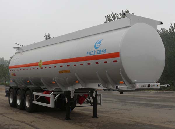 开乐10.8米34吨3轴氧化性物品罐式运输半挂车(AKL9400GYW)