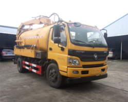 吸污车