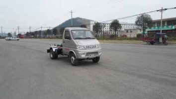 云马牌YM5032ZXX4车厢可卸式垃圾车