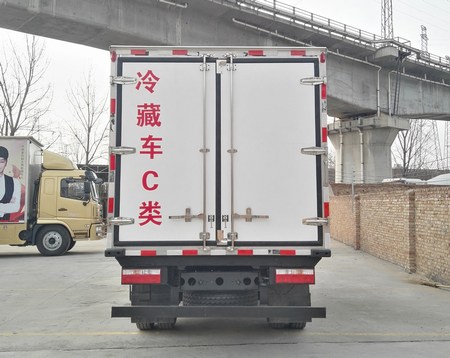 陕汽牌SX5040XLCGP5冷藏车公告图片