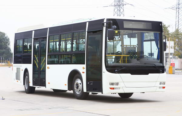 金旅8.5米10-27座纯电动城市客车(XML6855JEV58C)