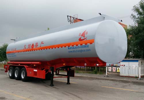 昌骅11.7米30.6吨3轴易燃液体罐式运输半挂车(HCH9400GRYLY)