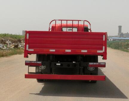 CA1091P40K2L2E5A84 解放165马力单桥柴油5.2米国五平头柴油载货汽车图片