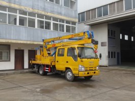 高空作业车
