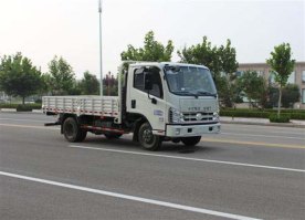 越野载货汽车