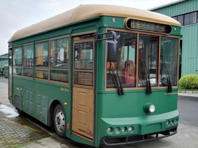 广通客车8.5米10-28座纯电动城市客车(SQ6853BEVBT9)