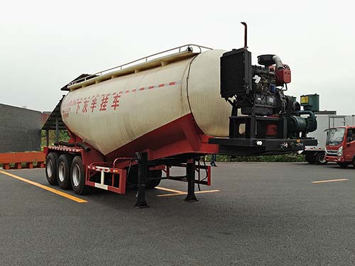 9.3米32吨3轴下灰半挂车(XC9400GXHBVAB)
