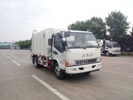 压缩式垃圾车