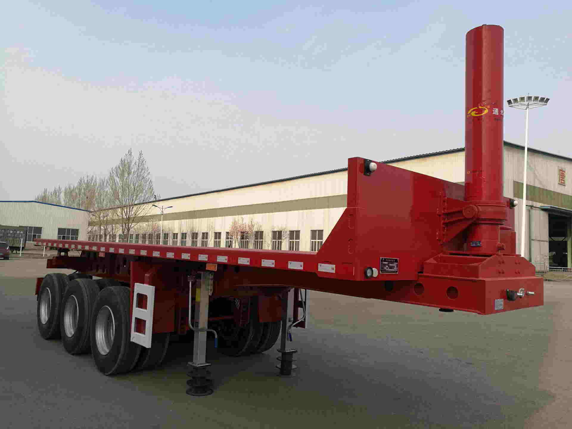 齐安8米33.5吨3轴平板自卸半挂车(TZX9400ZZXP)