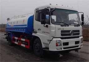 源首牌XNY5180GSS5洒水车