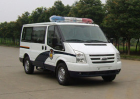 囚车