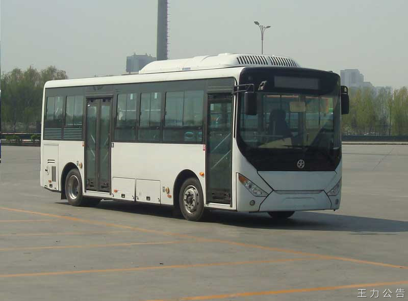 大运8米10-27座纯电动城市客车(CGC6806BEV1EACJHACM)