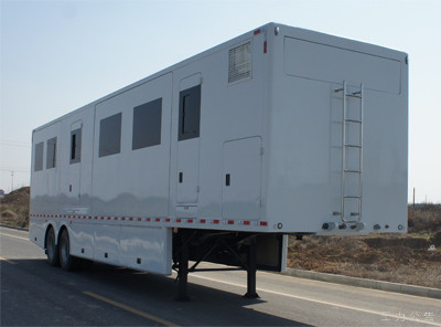 13米0.5吨2轴展示半挂车(SZY9160XZS)