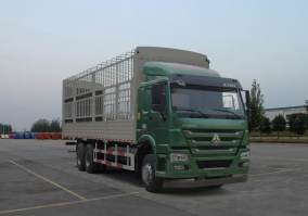 仓栅式运输车
