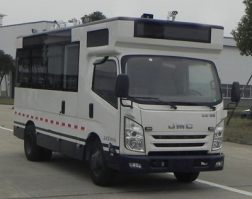 巡逻车