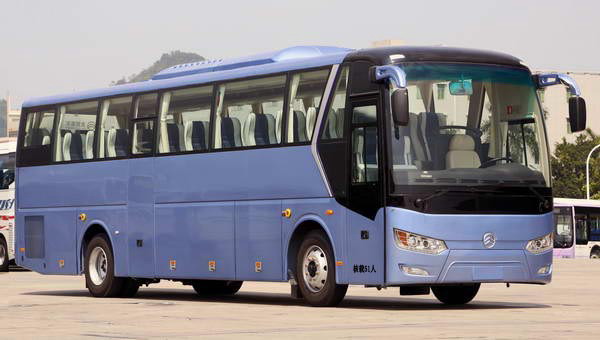金旅11米24-49座客车(XML6112J15NZ)