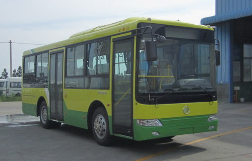 金旅8米10-28座城市客车(XML6805J15C)