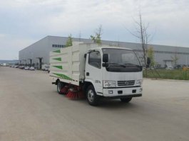 扫路车