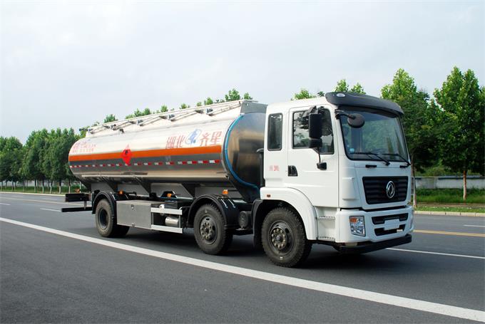 齐星牌QXC5250GRY铝合金易燃液体罐式运输车