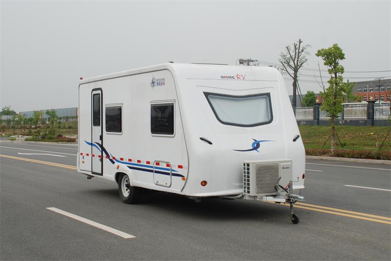 7米1轴旅居挂车(QXC9023XLJ)