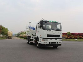 混凝土搅拌运输车
