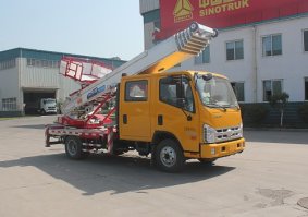 高空作业车