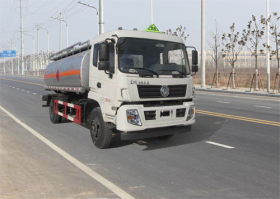 运油车