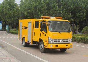 救险车