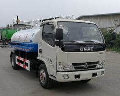 鑫华驰牌THD5070GXEE5吸粪车