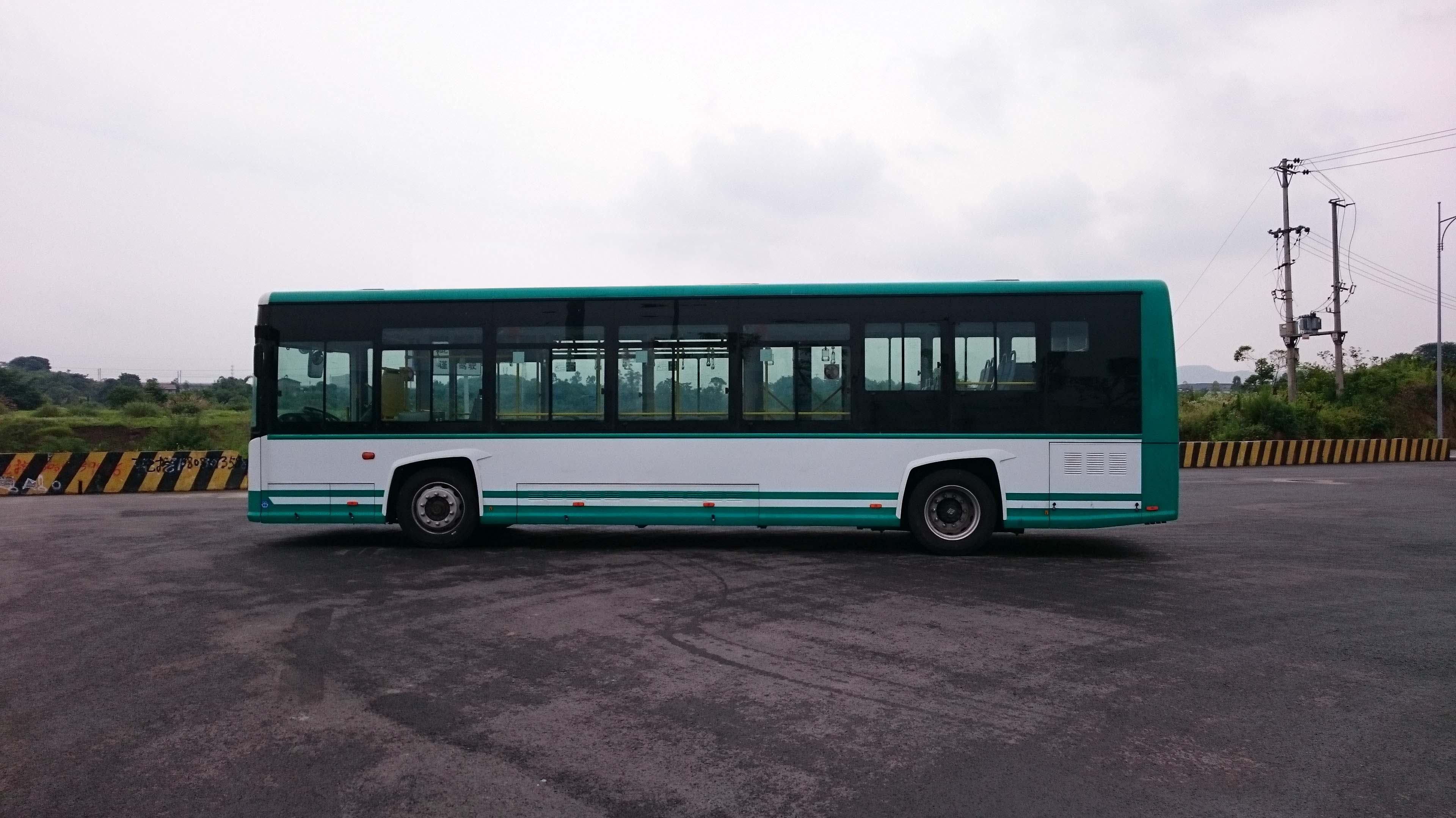 长江FDC6100PBABEV02纯电动城市客车公告图片