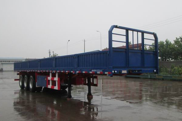13米34吨3轴栏板半挂车(YCP9400)