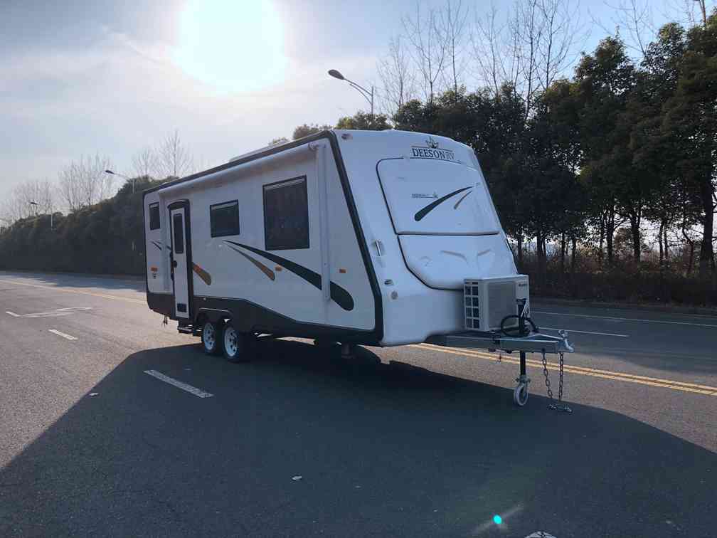 8.5米0.2吨2轴旅居挂车(DSC9030XLJY)