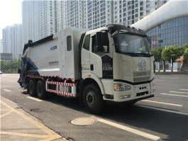 压缩式垃圾车