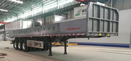 栏板式运输半挂车