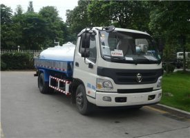 吸粪车