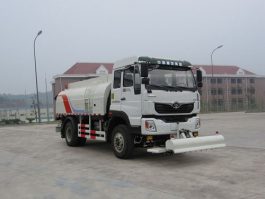 清洗车