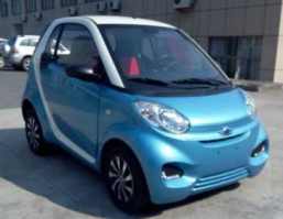 欧联牌JNP7003BEV型纯电动轿车