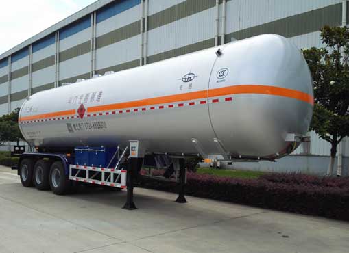 宏图牌11.8米29.6吨3轴液化气体运输半挂车(HT9408GYQ4C)