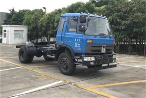 牵引教练车