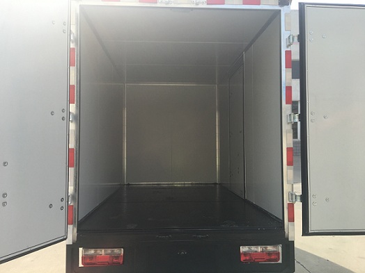 云海牌KK5031XXYEV01純電動廂式運輸車公告圖片